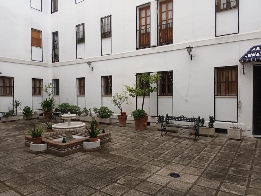 Apartamento Puerta Real Sevilla Buitenkant foto