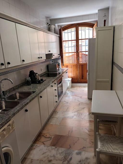 Apartamento Puerta Real Sevilla Buitenkant foto